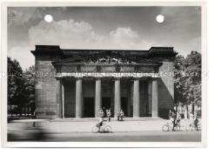 Berlin, Ehrenmal