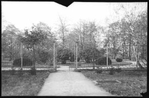 Dresden. Garnisonslazarett - Parktor