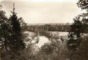 Zschopautal, nördlich von Chemnitz. Blick vom Schlosspark Lichtenwalde stromauf in Richtung Niederwiesa