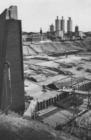 Bau des Wehrs Landesbergen/Weser