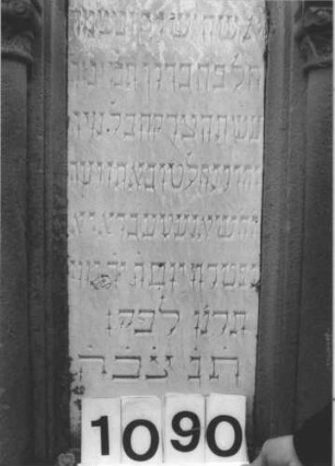 Grabstein 1090 (Detailaufnahme 1)