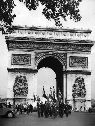 Paris, Place Charles de Gaule. Arc de Triomphe (1806-1836)