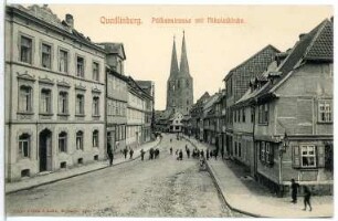 Quedlinburg. Pölkenstraße mit Nikolaikirche