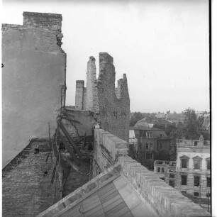 Negativ: Ruine, Kleiststraße 42, 1951