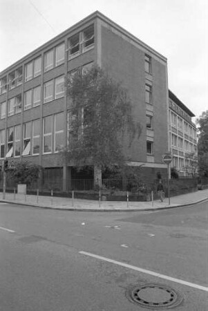 St. Dominikus-Gymnasium Seminarstraße 1