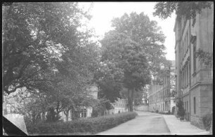 Warmbad. Straße in Warmbad