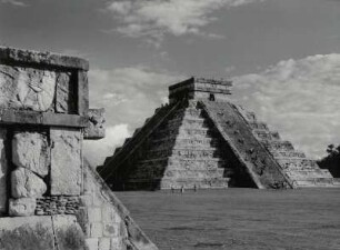 Yukatan, Chichen Itza, die Pyramide des Kukulkan