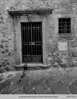 Palazzo, Castel del Piano