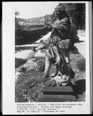 Statue der Muse Euterpe