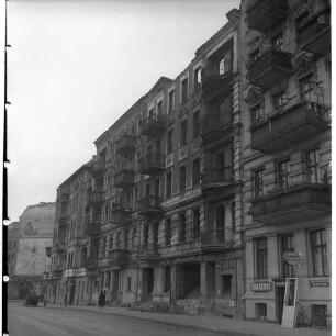 Negativ: Ruine, Siegfriedstraße 8, 1950