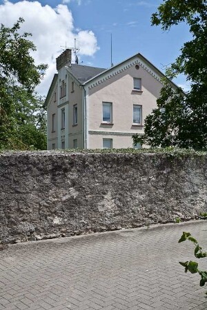 Haus Cunze; Langgöns, Zur Burg 4