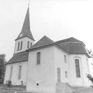 Altenhain (Trebsen/Mulde-Altenhain). Johanniskirche (1786-1787, Turmerneuerung 1889; C. G. Schramm). Ansicht von Südost