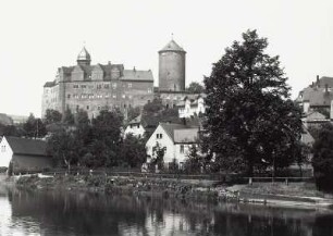 Zschopau, Schloss Wildeck : Zschopau. Schloss Wildeck. Blick über die Zschopau von Süden