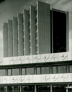 Unfallklinik, 1966