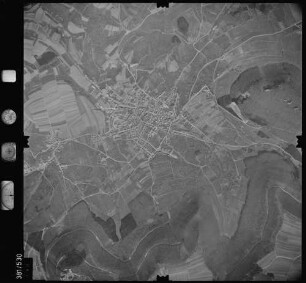 Luftbild: Film 32 Bildnr. 135