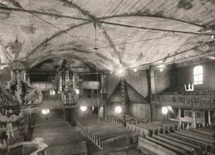 Kežmarok. Ehem deutsche evangelische Kirche (1717). Blick von der Ostempore nach Westen zur Orgelempore