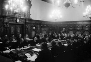 Freiburg: Rathaus, Vereidigung des neuen Stadtrats