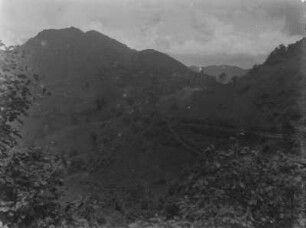 Berglandschaft : Blick über eine Berglandschaft.