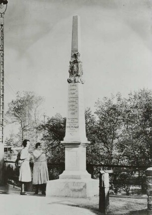Frohburg, Postdistanzsäule : Postdistanzsäule in Frohburg (Bahnhofstraße)