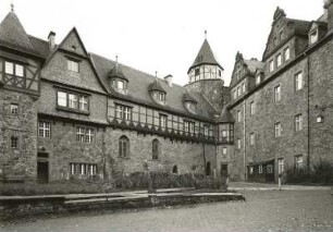 Mansfeld. Rammelburg. Schloss (13. Jh.)