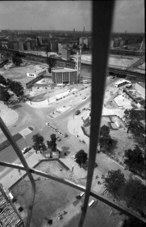 Berlin: Interbau; Blick von der Gondel des Schwebekrans auf St. Ansgar Kirche