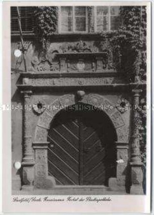 Saalfeld an der Saale, Portal der Stadtapotheke