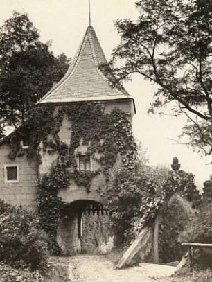 Tschechien. Isergebirge. Eingang zum Schloss Frydlant