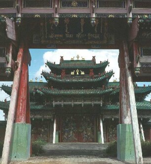 Eingang einer buddhistischen Tempelanlage