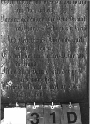 Grabstein 31 (Index: 99787091) Zustand: rechter Rand der Inschrift verwittert, sonst gut erhalten Maße HxBxT: 207x61x21 cm: Grabstein 31D