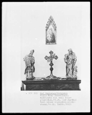 Figur eines heiligen Bischofs