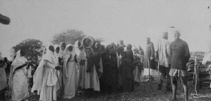 Dorfbewohner an der Holzstation vor Renk [Reise nach dem Sudan, Band 1]