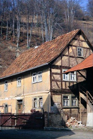 Fachwerkhaus am Hang