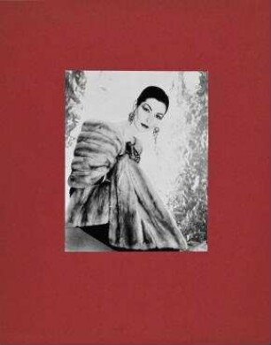 Ohne Titel (Modeaufnahme mit Brigitte Newiger-Lasky)