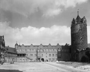 Bernburg, Schloss, nach Norden