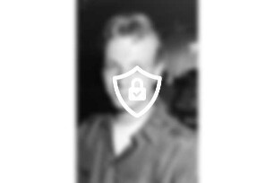 Freisprechung von Absolventen: Junglandwirt [Name maskiert] aus Braak: hinten Personen an Tisch: 2. [Name maskiert]