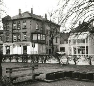 Coswig, Bahnhofstraße 10/Ecke Sachsenstraße. Wohnhaus mit Ladeneinbau (1890/1900). Straßenansicht