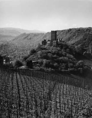 Kobern-Gondorf. Landschaft mit Niederburg (1100/1200)