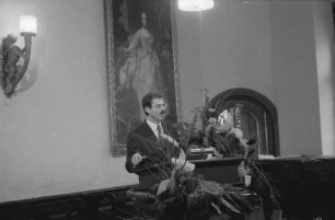 Freiburg: Kaufhaus; Einführung Dipl. Ing. Wolfgang Schmitt, Leiter Telekom