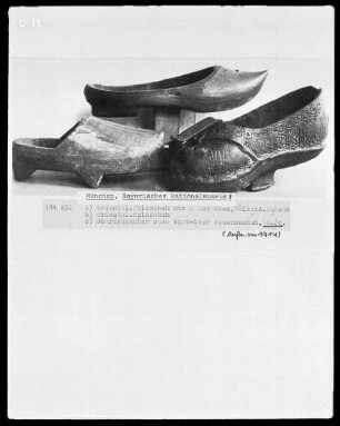 orientalischer Holzschuh, oberdeutscher oder schweizer Bauernschuh