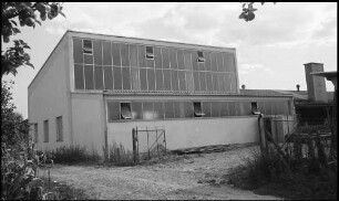 Weisweil: Feuerwehrgerätefabrik, Gebrüder Bachert, Nordseite mit Fenster