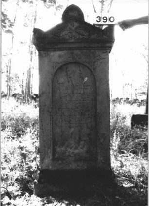 Grabstein 390