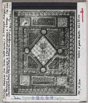 München, Bayerische Staatsbibliothek: CLM 14000 (Codex Aureus aus St. Emmeran), fol. 1r, Abt Ramwold von St. Emmeran
