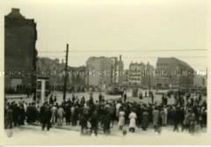 Potsdamer Platz, sowjetische Panzer rücken an