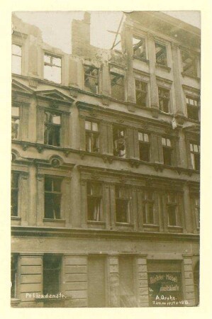 Novemberrevolution: "Palisadenstr." - zerstörtes Obergeschoss