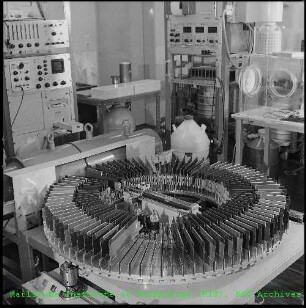 Probenwechsler am Institut für Neutronenphysik und Reaktortechnik (INR)