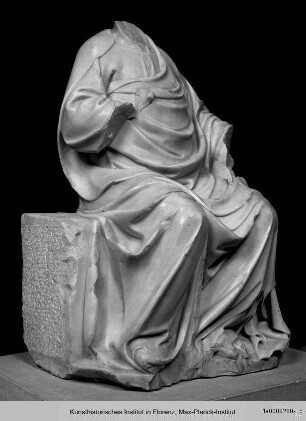 Sitzender Evangelist