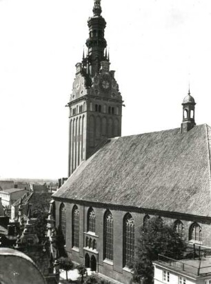 Elbing, Nikolaikirche : Elbing (Elblag/Polen). Stadtpfarrkirche St. Nikolai. Ansicht von Südosten