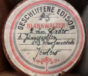 "Zwei russische Lieder: a) Junggesellenlied, b) Lied der Verheirateten"