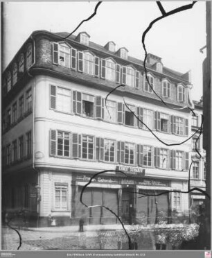Fahrgasse 18 von Westen