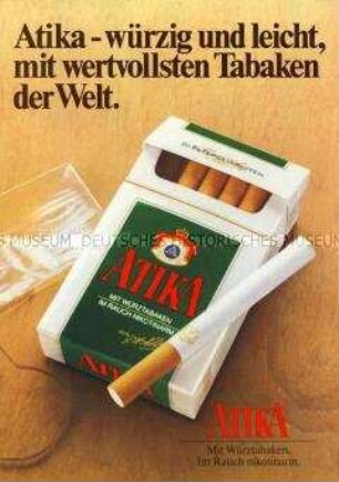 Werbeaufsteller für "Atika"-Zigaretten,"Atika-würzig und leicht, mit wertvollsten Tabaken der Welt."